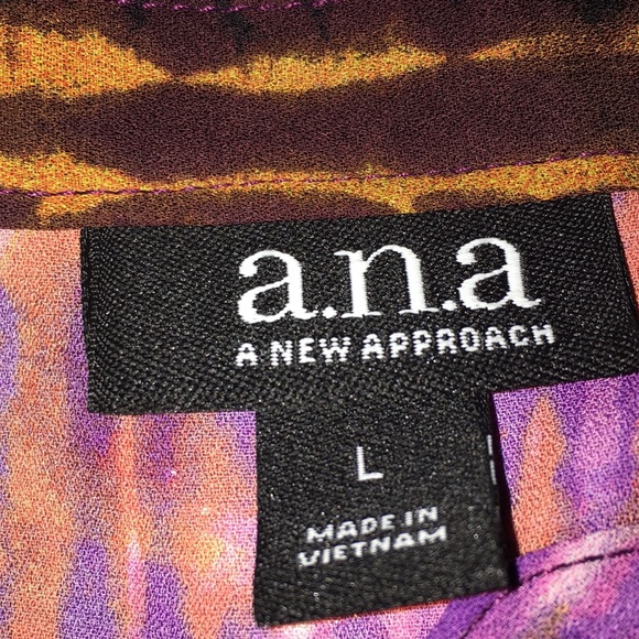 Multicolored woman’s blouse - Picture 2 of 2